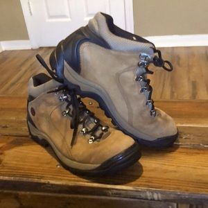 Timberland hiking boots. Size 10.